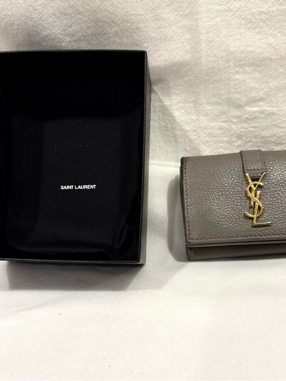 Breathtaking Saint Laurent (YSL) Cassandre Origami Tiny Wallet(Full Inclusion) - Picture 2 of 10